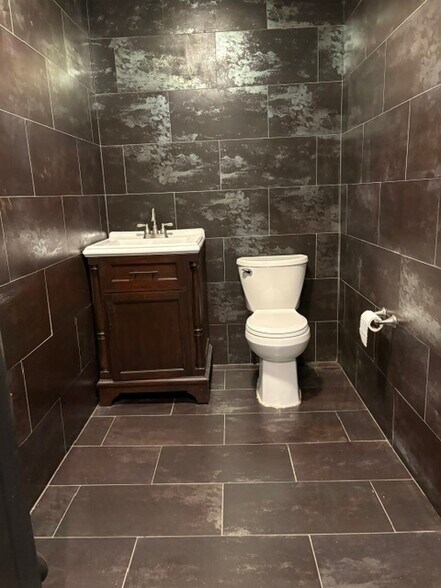More Photos Of 96 E Doughton St, Sparta Freestanding For Sale