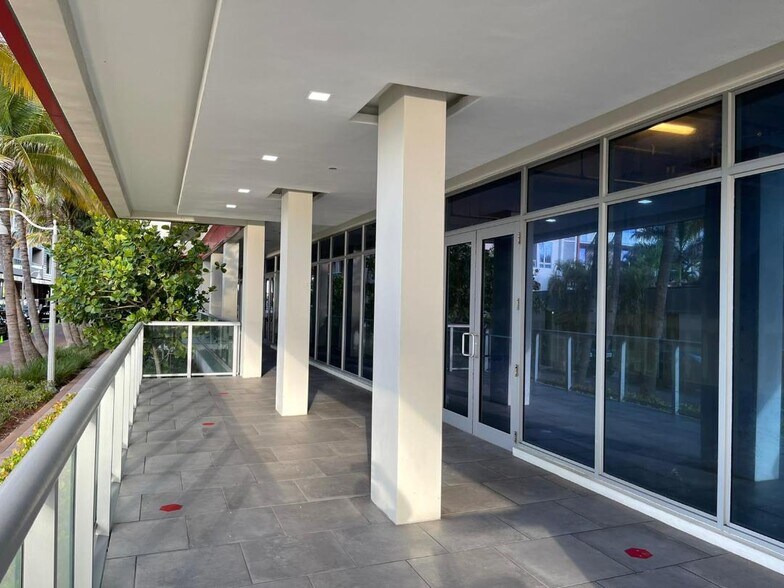 More Photos Of 777 N Ocean Dr, Hollywood Hotel For Sale