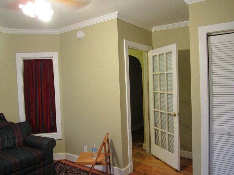 More Photos Of 331 22nd Ave N, Nashville Office For Sale