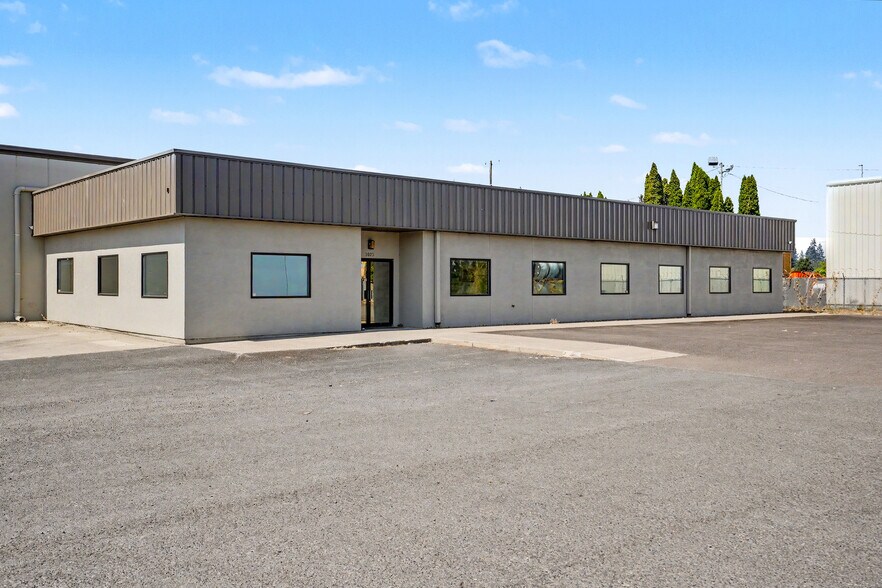 More Photos Of 3025 Kathryn Ave NE, Albany Warehouse For Lease