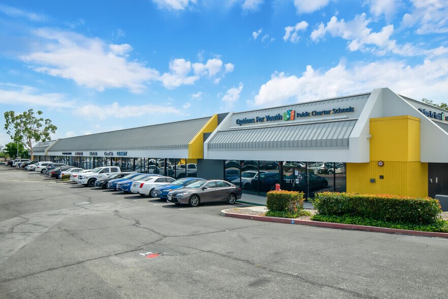 More Photos Of 1348-1438 W 7th St, Upland Unknown For Lease