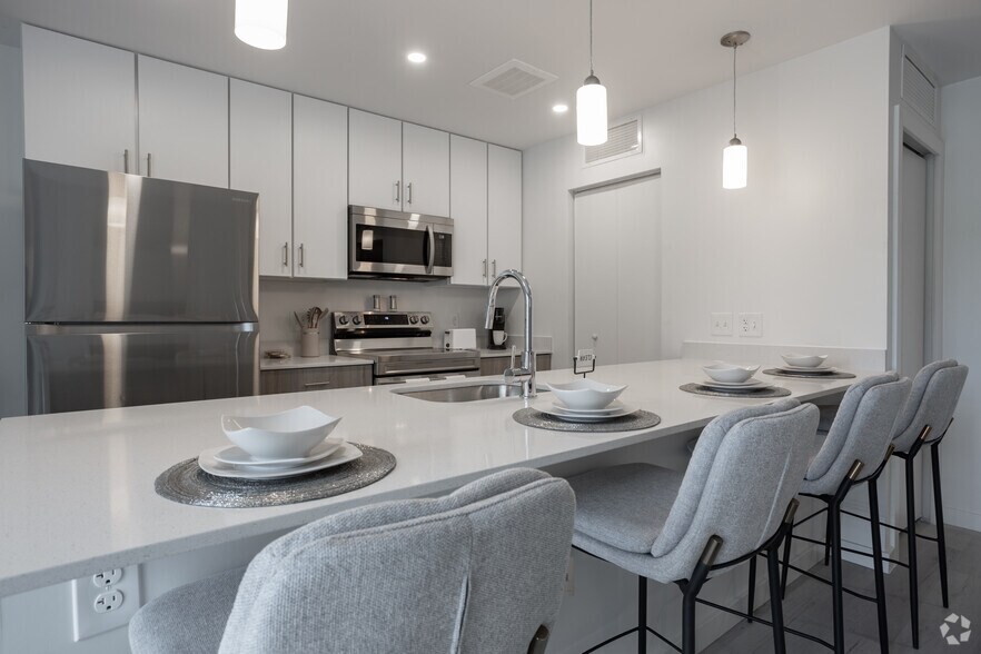 More Photos Of 3800 Park East Dr, Beachwood Apartments For Lease