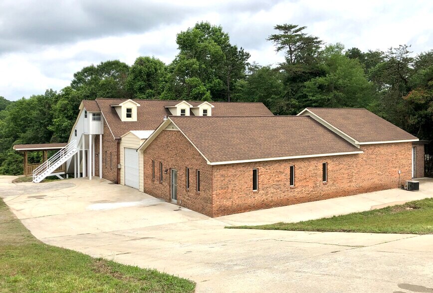 More Photos Of 1222 Hardin Rd, Dallas Manufacturing For Lease