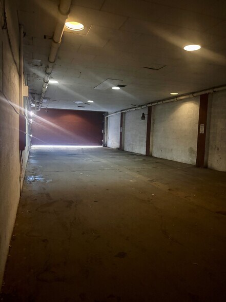 More Photos Of 118 W Route 66, Flagstaff General Retail For Lease