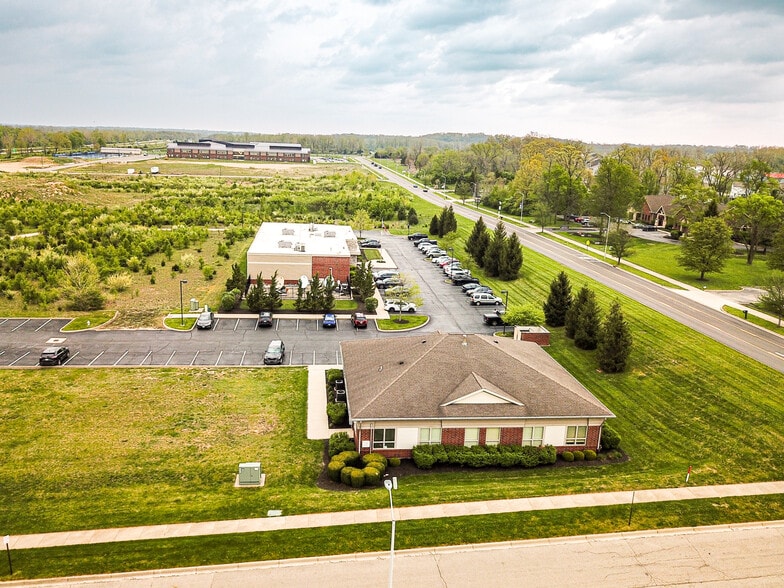 More Photos Of 1045 Channingway Dr, Fairborn Office For Sale