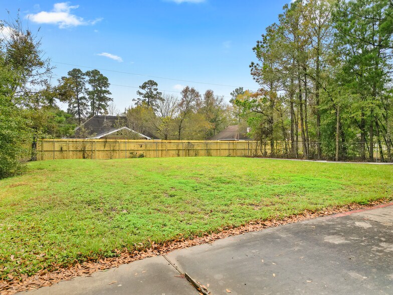 More Photos Of 7407 Fm-1488, Magnolia Medical For Lease