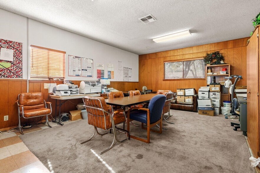 More Photos Of 2081 Victor Ave, Redding Office For Sale