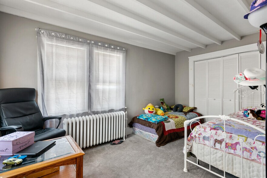 More Photos Of 95 Nutt Rd, Phoenixville Restaurant For Sale