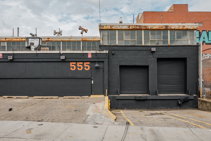 More Photos Of 555 Johnson Ave, Brooklyn Unknown For Lease