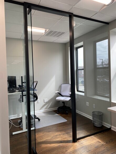 More Photos Of 87 New Dorp Plaza, Staten Island Loft Creative Space For Lease