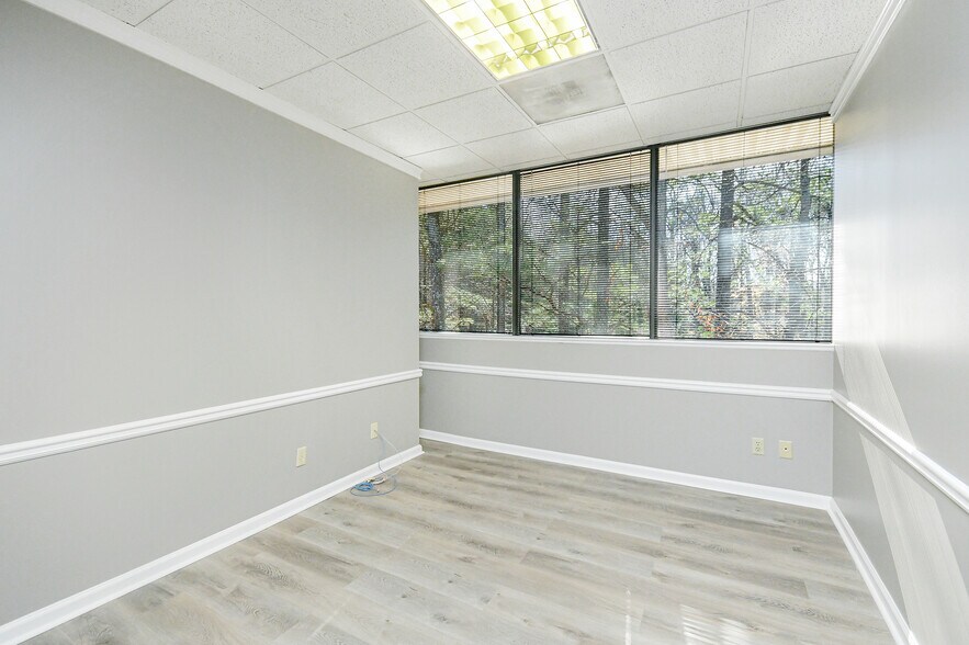 More Photos Of 3084 Mercer University Dr, Chamblee Loft Creative Space For Lease