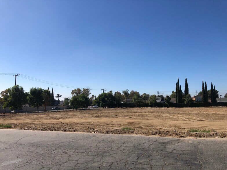 More Photos Of 2554 S Vineyard Ave, Ontario Land For Lease