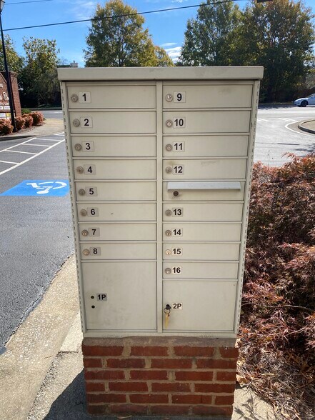 More Photos Of 5655 Lake Acworth Dr NW, Acworth Medical For Lease