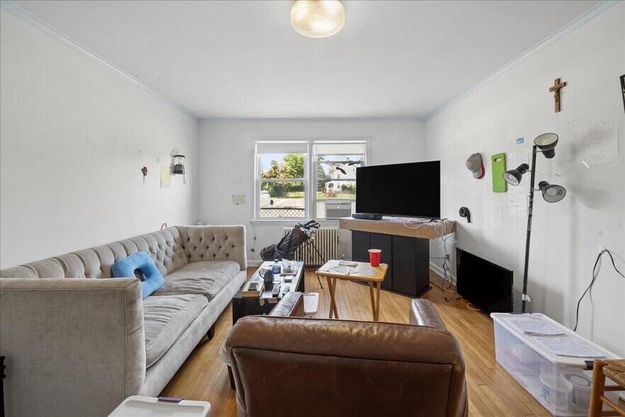 More Photos Of 115 N Barry Ave, Mamaroneck Apartments For Sale