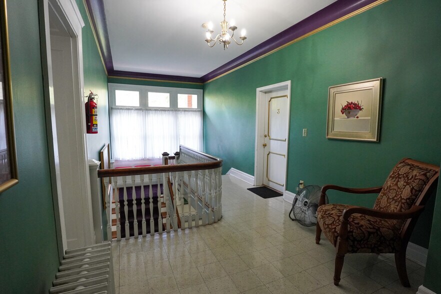 More Photos Of 2404 Auburn Ave, Cincinnati Apartments For Sale