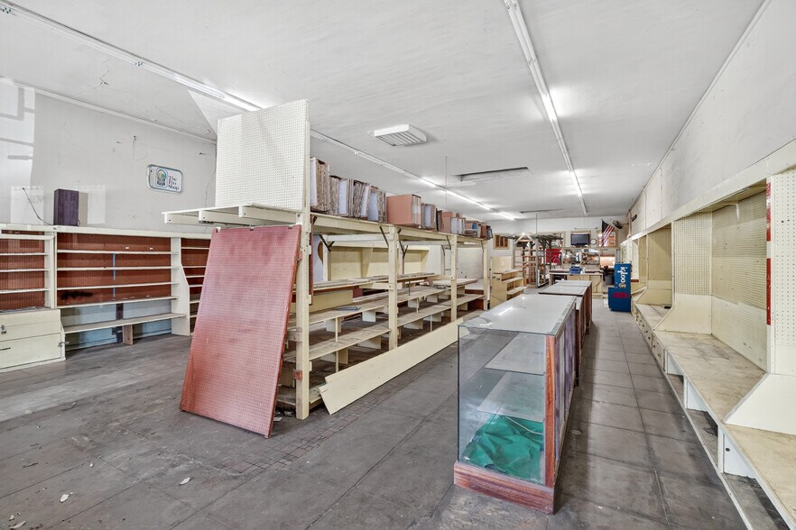 More Photos Of 360-362 Central Ave, Fillmore Storefront For Sale