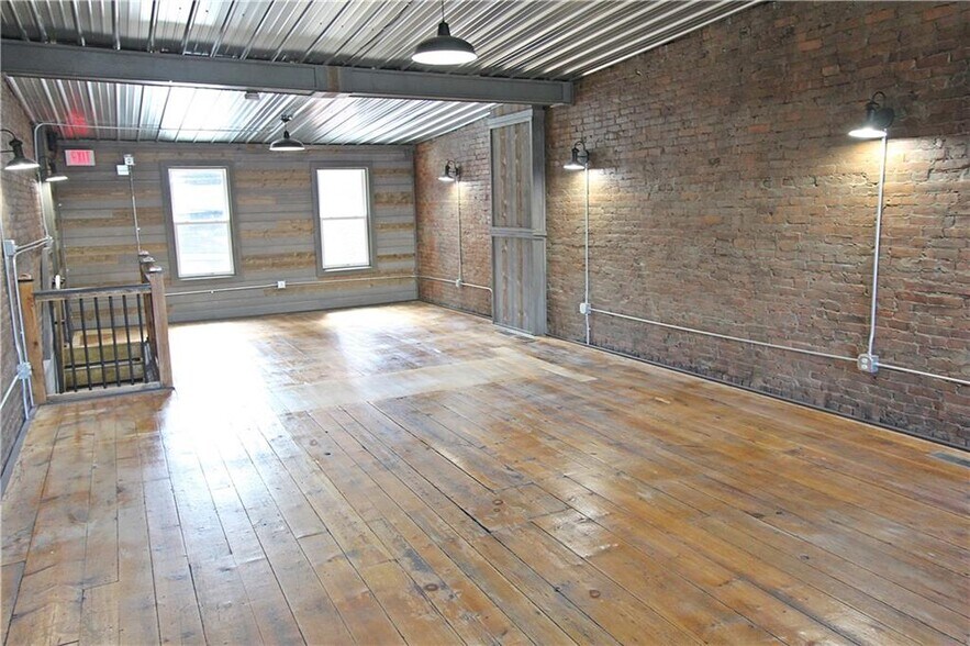 More Photos Of 51 State St, Rochester Storefront Retail Office For Lease