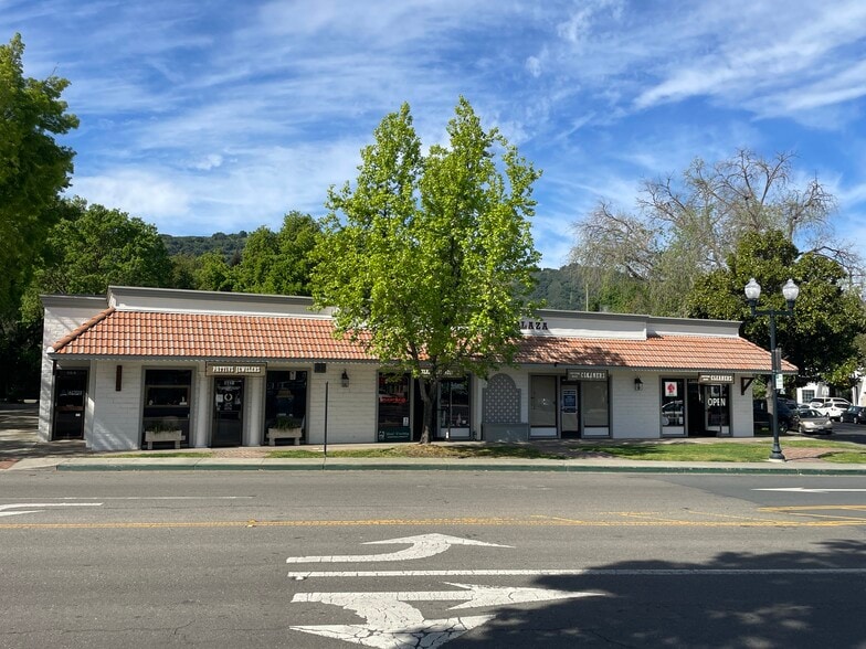More Photos Of 115 Railroad Ave, Danville General Retail For Lease