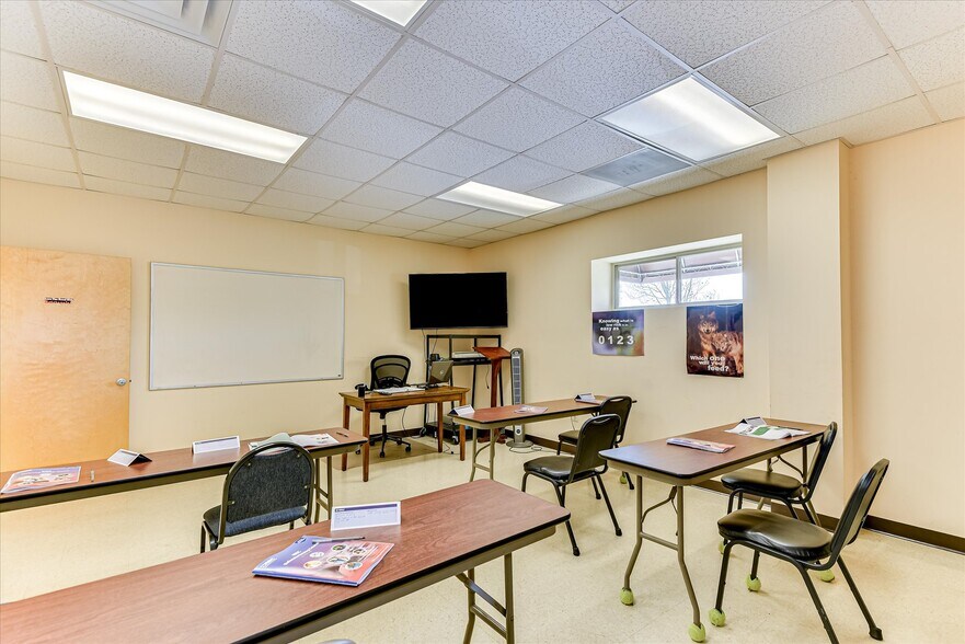 More Photos Of 1950 International Ct, Grovetown Office For Sale