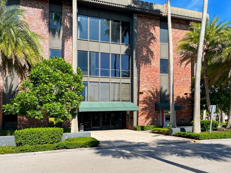 More Photos Of 601 21st St, Vero Beach Loft Creative Space For Lease