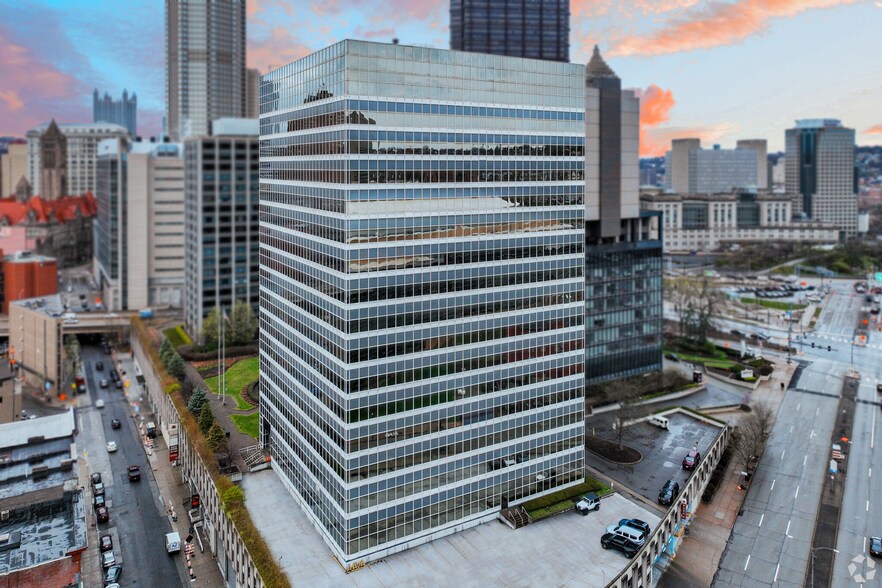 More Photos Of 112 Washington Pl, Pittsburgh Office Residential For Lease