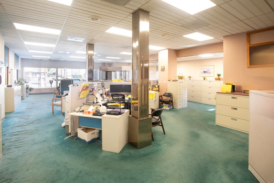 More Photos Of 377 Second St, Fall River Office Residential For Sale