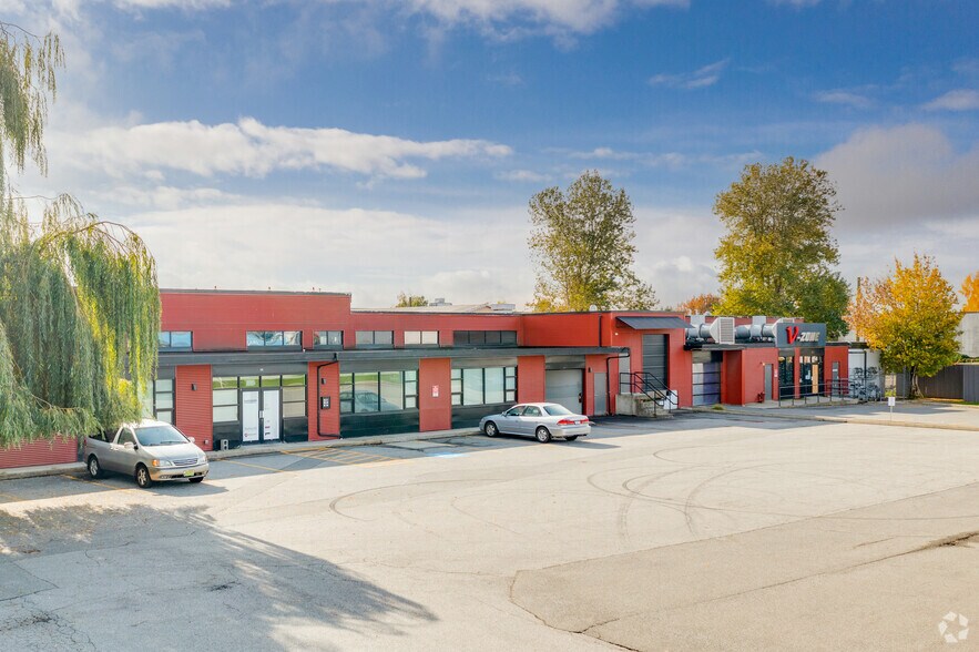 More Photos Of 11480 River Rd, Richmond Distribution For Lease