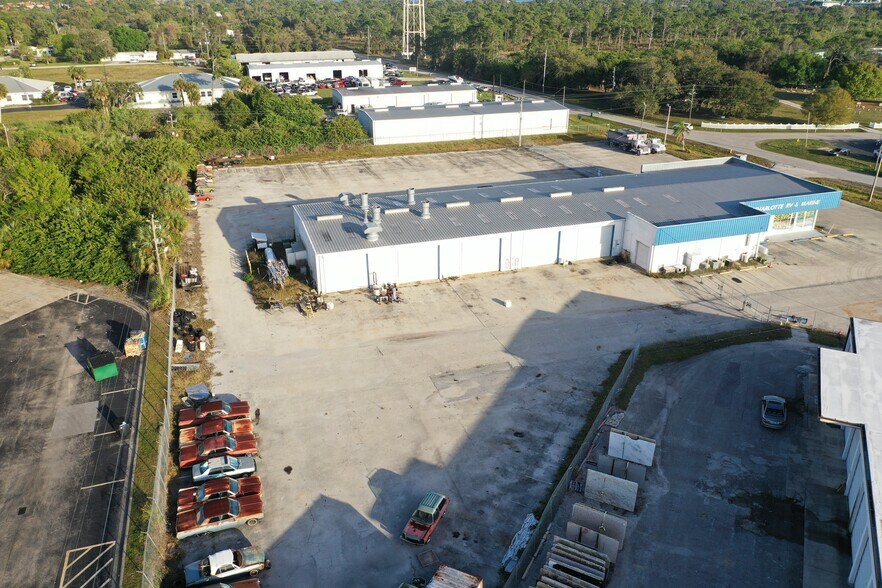 More Photos Of 23180 Harper Ave, Port Charlotte Service For Sale