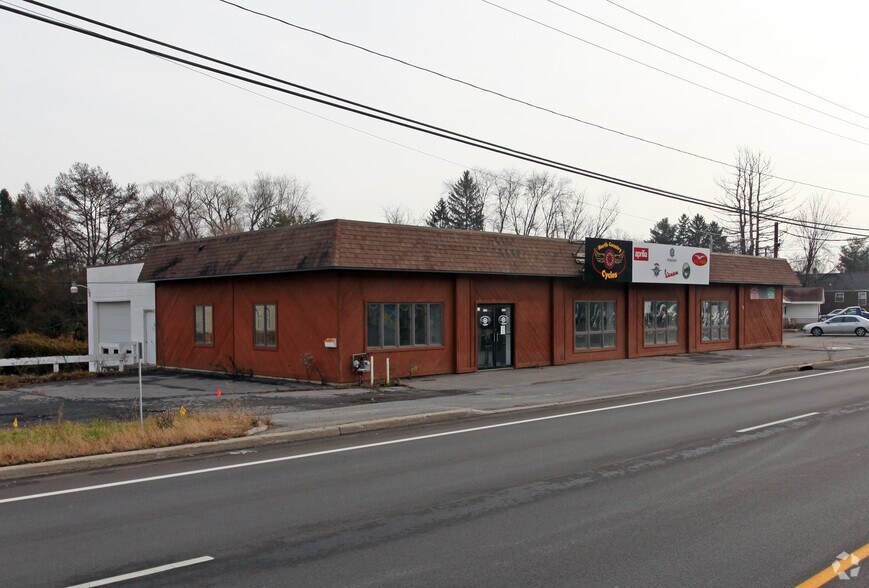 More Photos Of 380 Oriskany Blvd, Whitesboro Freestanding For Lease