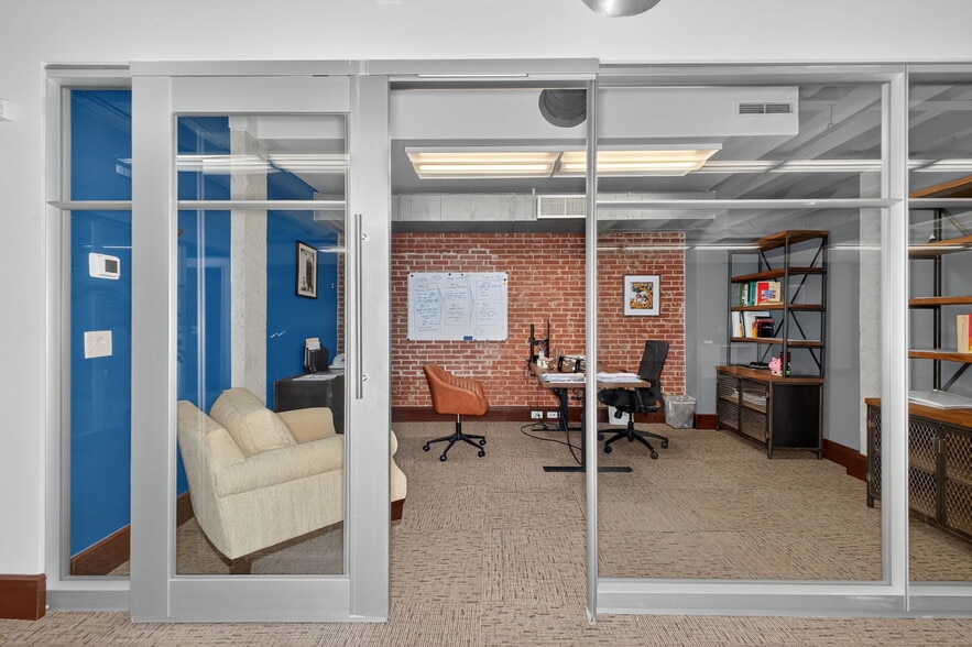 More Photos Of 22 S Main St, Greenville Office For Lease