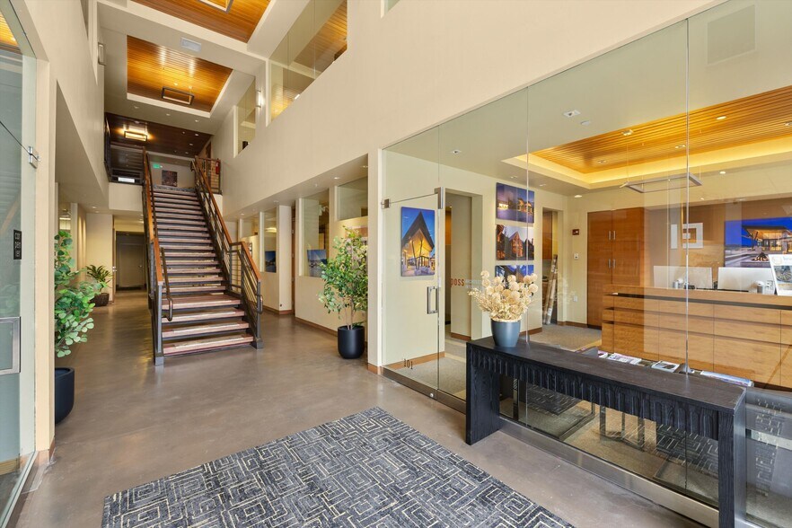 More Photos Of , Carbondale Office For Sale