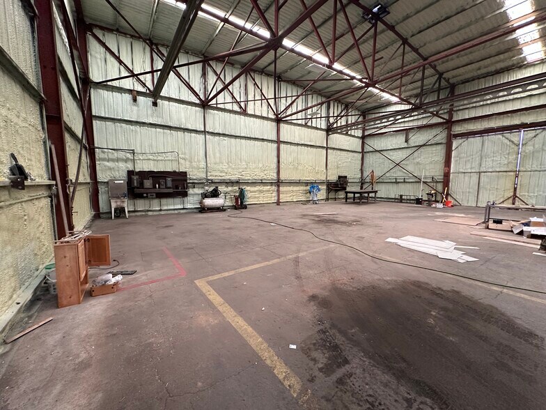 More Photos Of 4300 Evora Rd, Pittsburg Warehouse For Lease