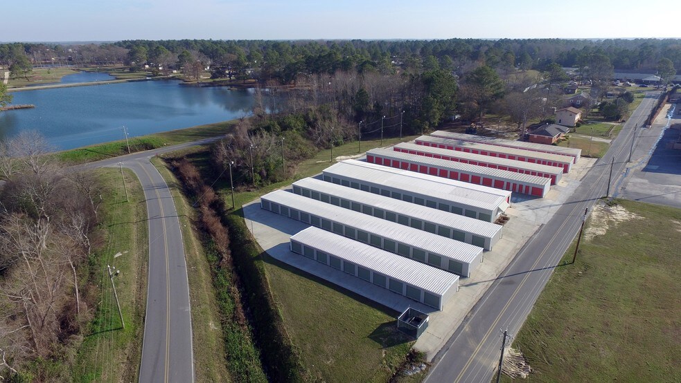 More Photos Of 101 Thompson St, Sylvester Self Storage For Sale