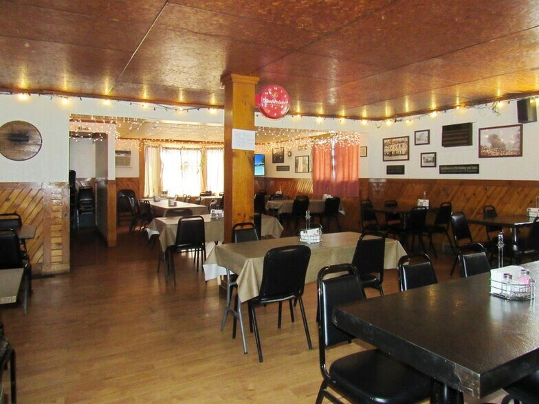 More Photos Of 6 Pickering St, Brookville Restaurant For Sale