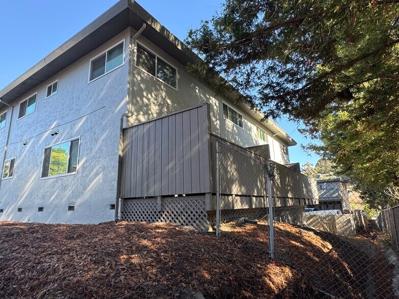 More Photos Of 437 Corte Arango, El Sobrante Apartments For Sale