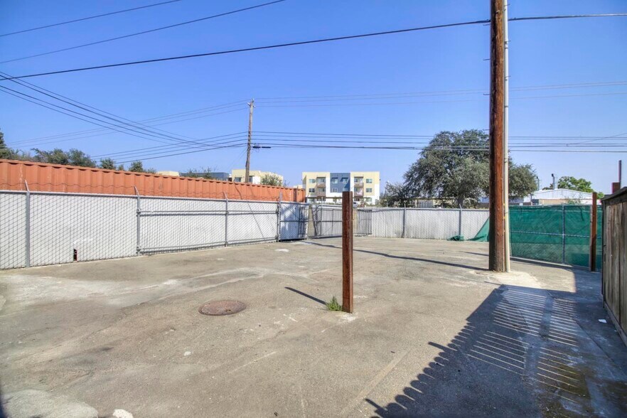 More Photos Of 2265 Sunrise Blvd, Gold River Auto Repair For Lease