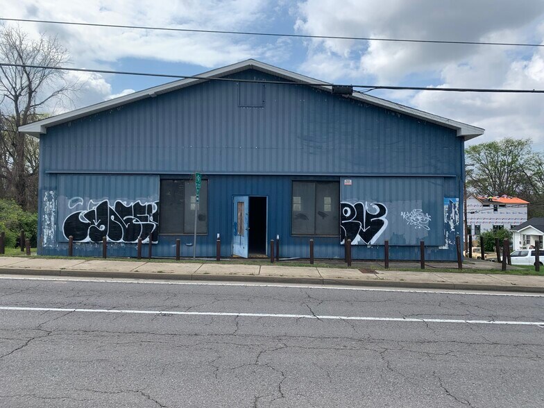 Primary Photo Of 2208 Dickerson Pike, Nashville Warehouse For Lease