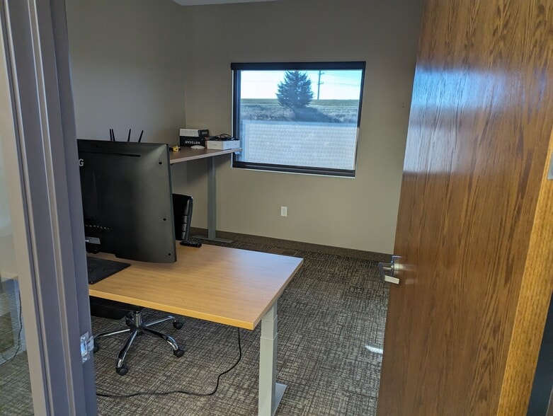 More Photos Of 2321 Jack Breault Dr, Hudson Office For Lease