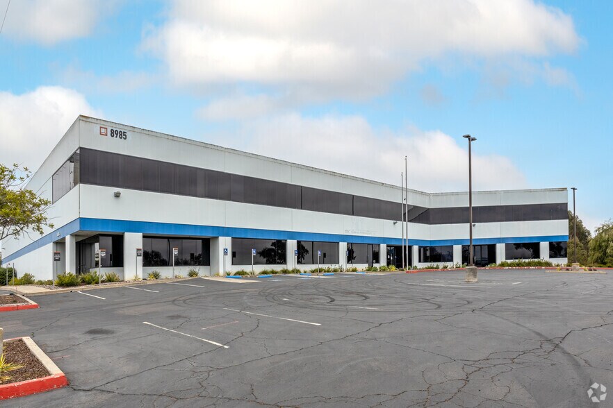 More Photos Of 8985 Crestmar Pt, San Diego Manufacturing For Sale