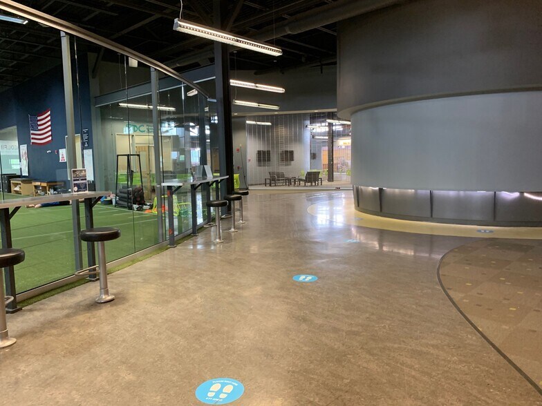 More Photos Of 15 Lund Rd, Saco Light Manufacturing For Lease