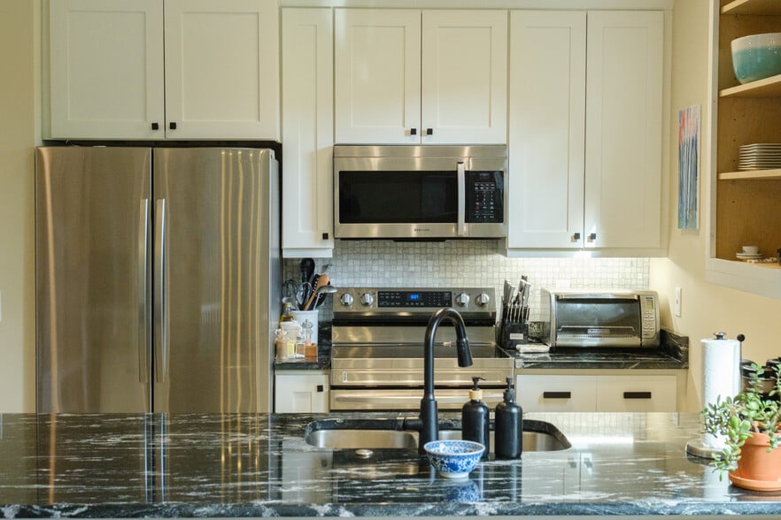 More Photos Of 14 Red Maple Dr, Weaverville Multifamily For Sale