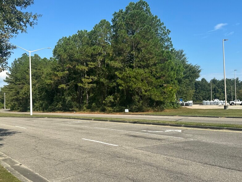 More Photos Of John Hill Blvd & US 49, Gulfport Land For Sale