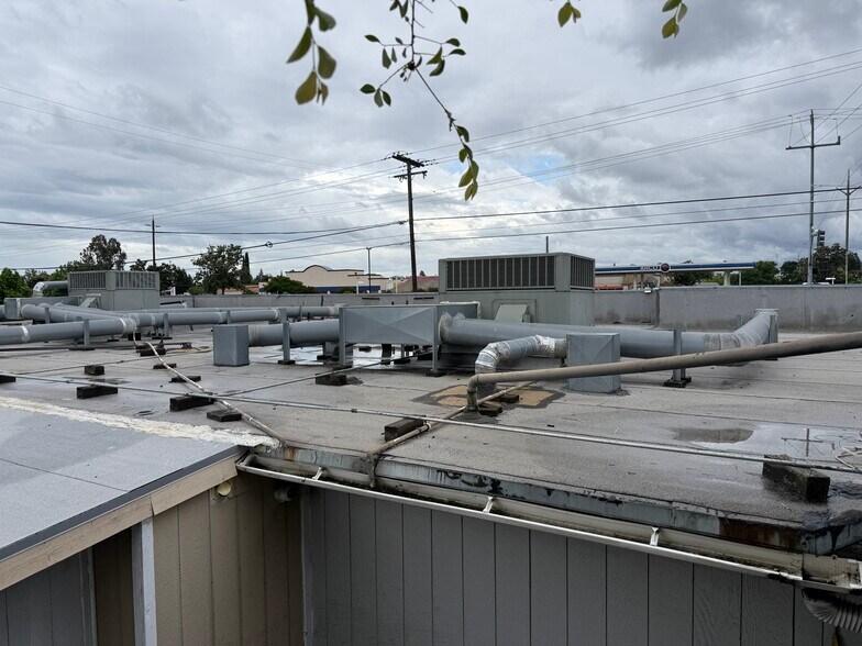 More Photos Of 2201 El Camino Ave, Sacramento Storefront Retail Office For Sale