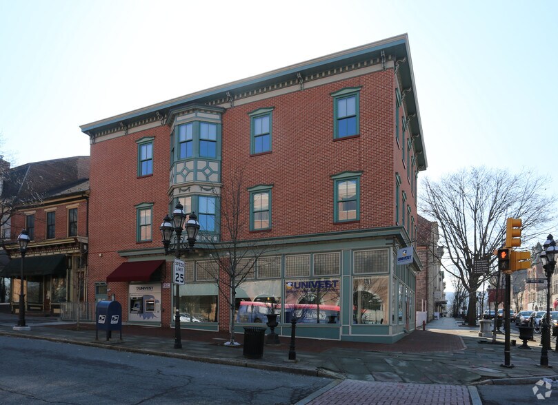 More Photos Of 574 Main St, Bethlehem Storefront Retail Office For Sale