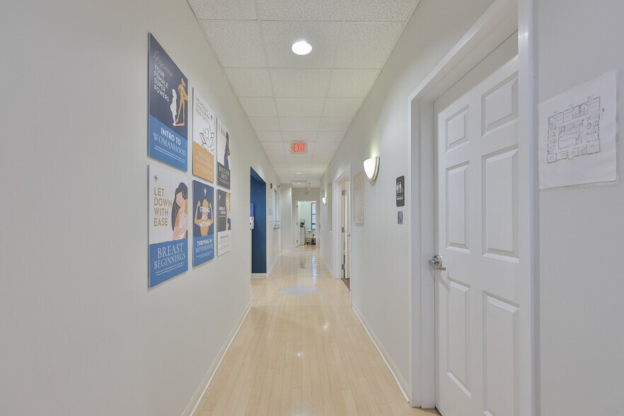 More Photos Of 1900 E Bay Dr, Largo Medical For Sale