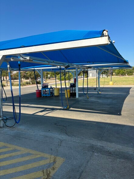 More Photos Of 5705 N Park Dr, Fort Worth Carwash For Sale