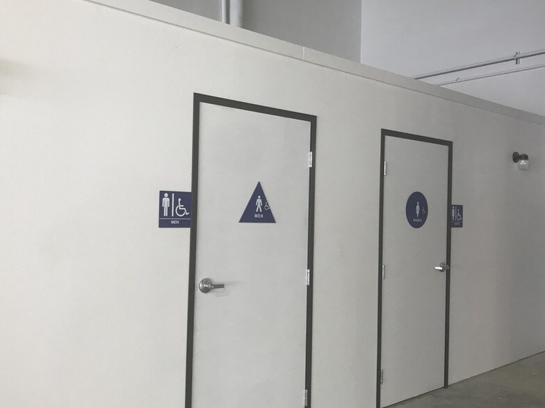 More Photos Of 4201 University Ave, San Diego Storefront For Lease