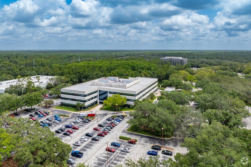 More Photos Of 8800 Grand Oak Cir, Tampa Unknown For Lease