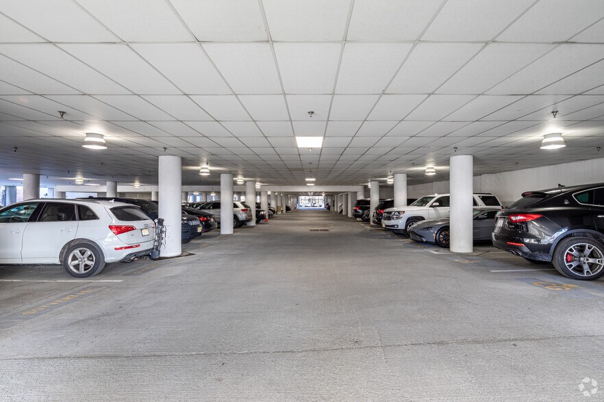 More Photos Of 695 US Highway 46, Fairfield Office For Lease