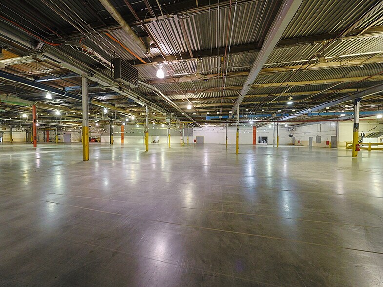 More Photos Of 1 Cleveland St, Gordonsville Warehouse For Lease
